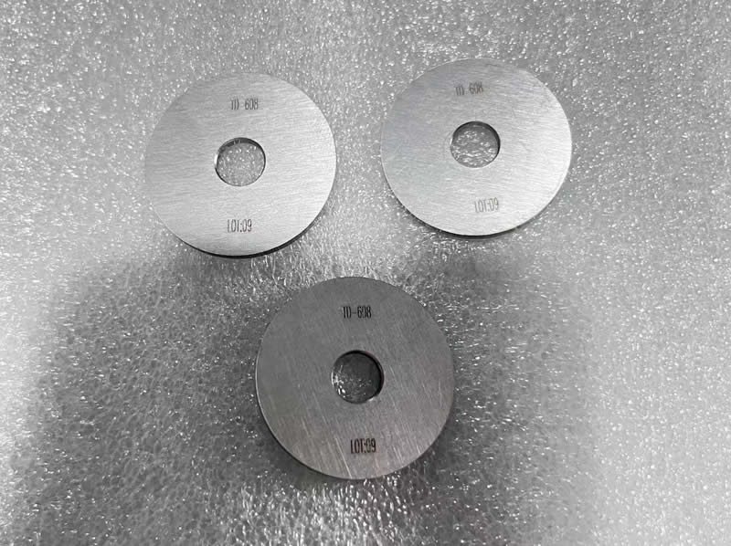 TITANIUM PLATE  FOR AMS4911 TA6V GR5 AS PER DRAWING Engraving